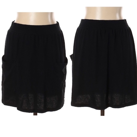 PINK Victoria’s Secret Black Skirt with Pockets - Picture 1 of 8